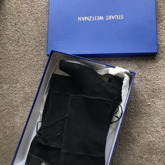 SW thigh-high low-heel boots - Picture 8 of 9